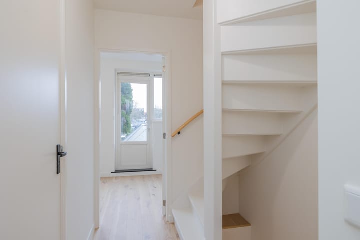 Photo 17 of Soendastraat 1