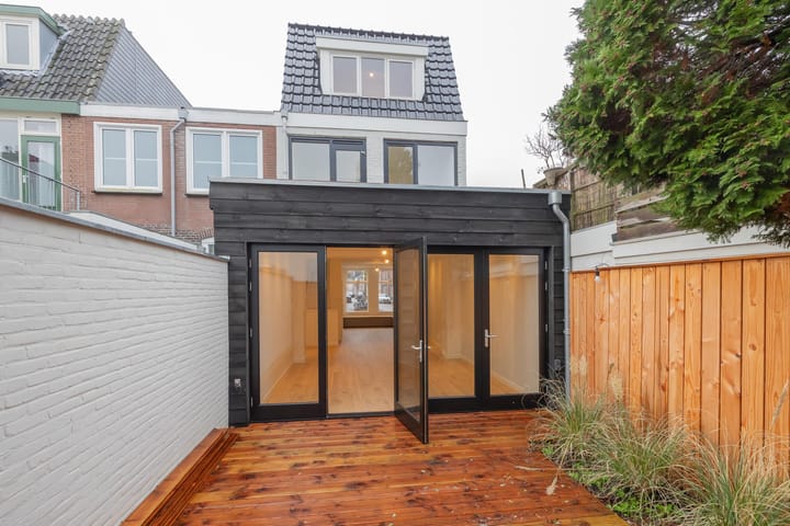 Photo 5 of Soendastraat 1