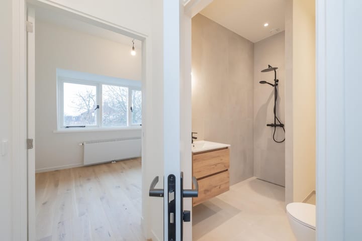 Photo 30 of Soendastraat 1