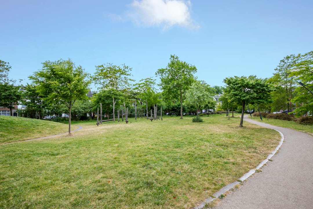 Photo 38 of Beverstraat 42