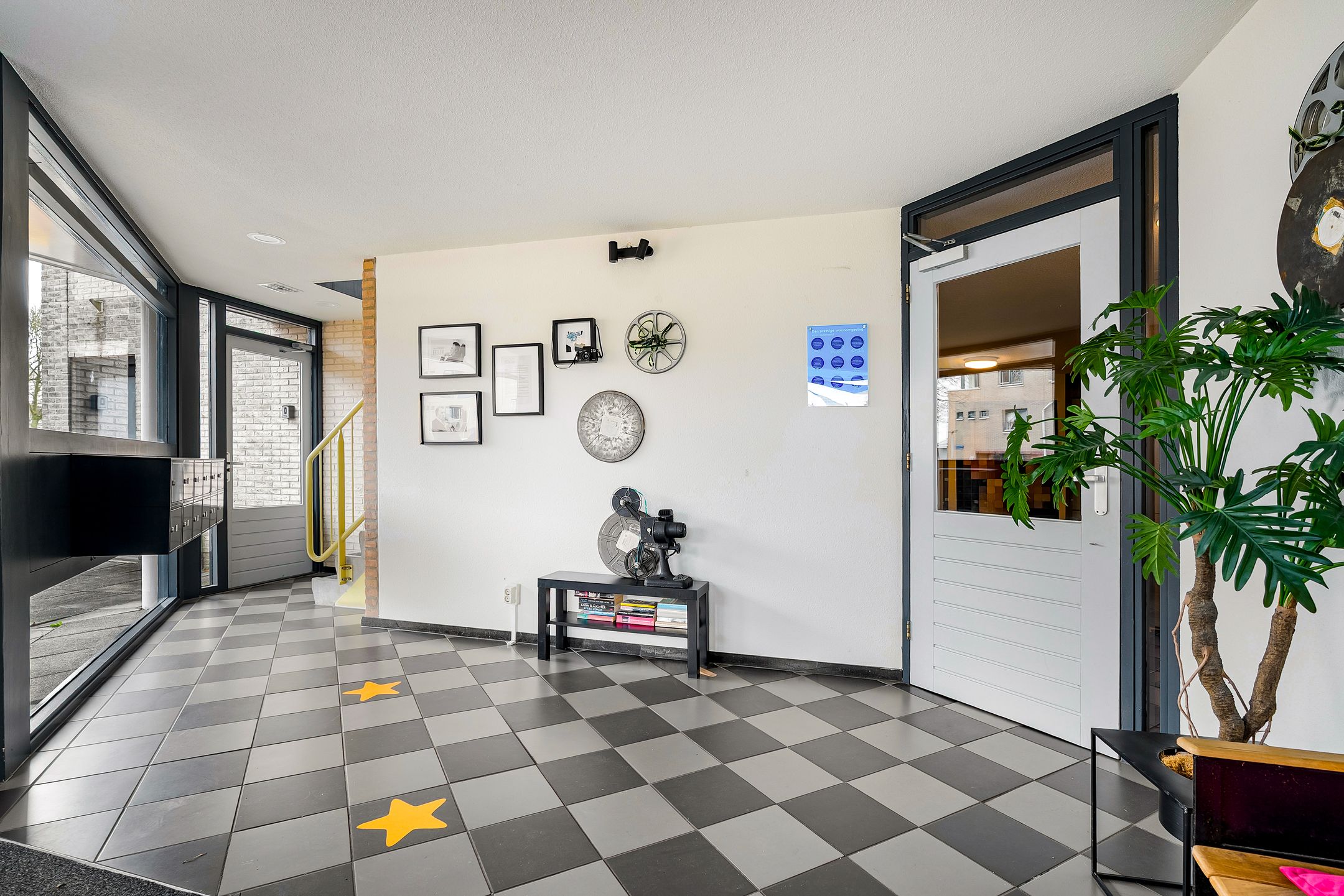 Foto 9 van Fellinilaan 326