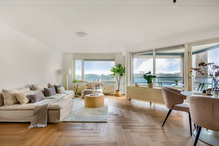 Foto 15 van Fellinilaan 326