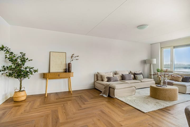 Foto 21 van Fellinilaan 326