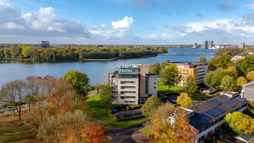 Foto 41 van Fellinilaan 326