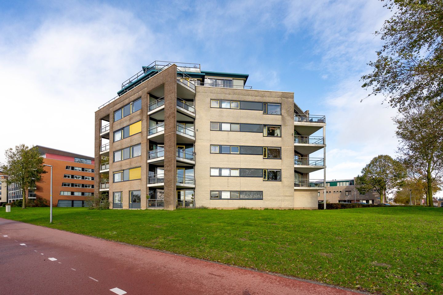 Foto 44 van Fellinilaan 326