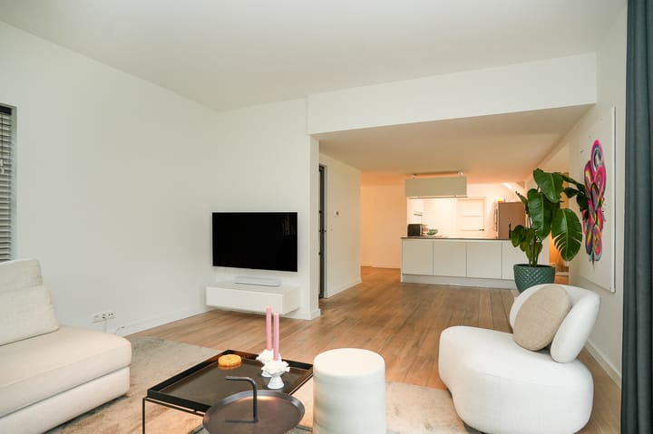 Foto 7 van Middenweg 11