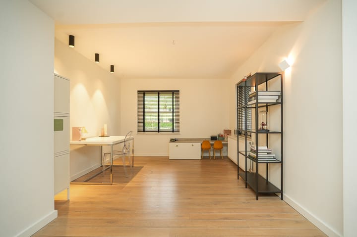 Foto 16 van Middenweg 11