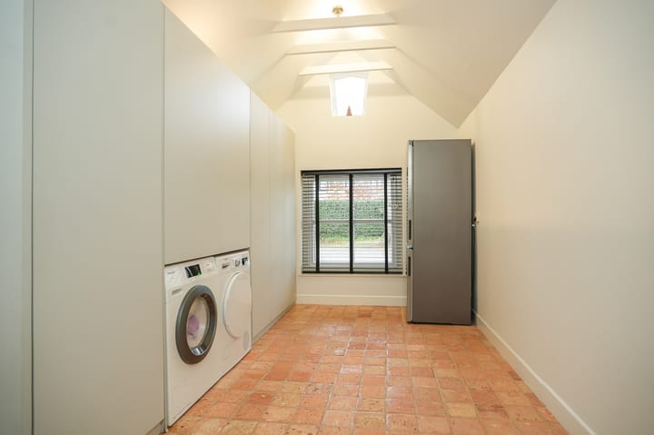 Foto 20 van Middenweg 11