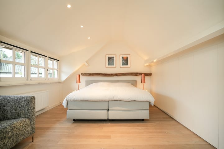 Foto 25 van Middenweg 11