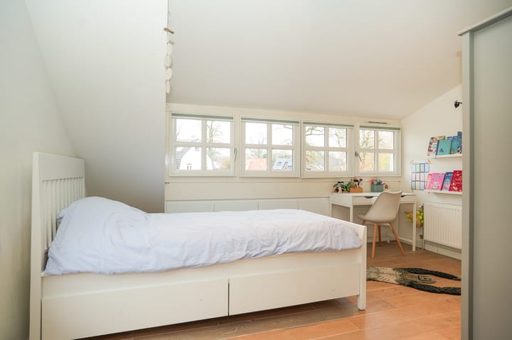 Foto 34 van Middenweg 11