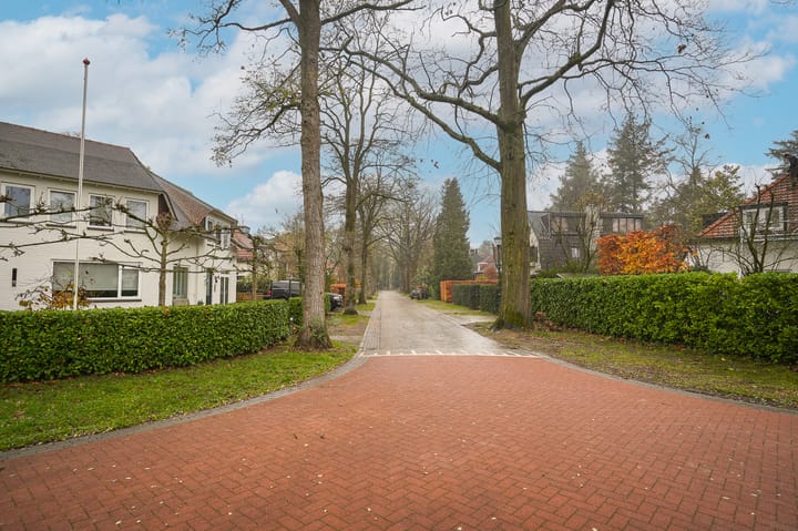 Foto 56 van Middenweg 11