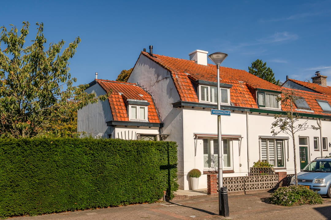 Photo 1 of Weijermanstraat 1-A