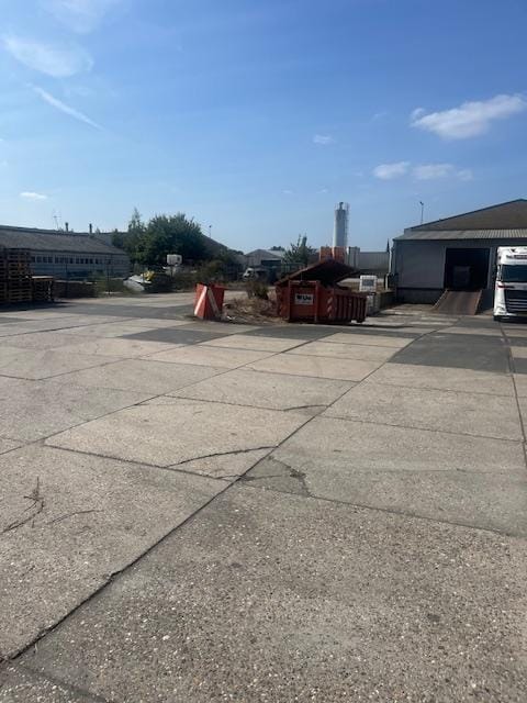 View photo 3 of Broeklaan 99