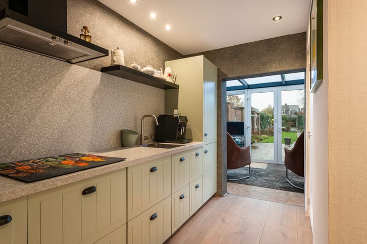 Photo 16 of 1e Esweg 57