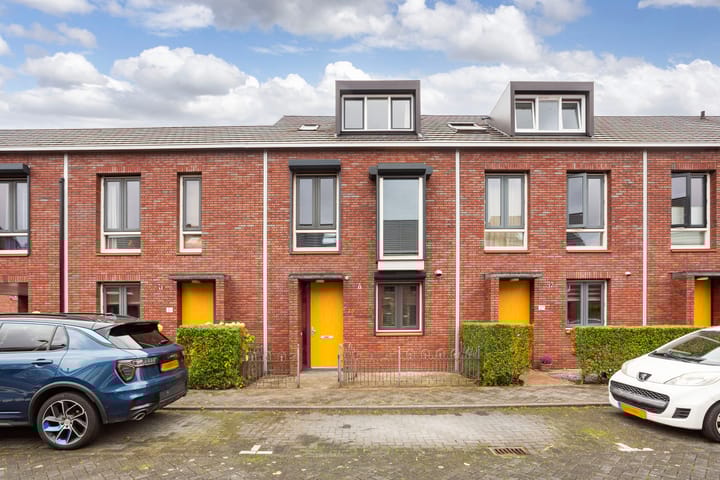 Photo 2 of Stuivingastraat 29