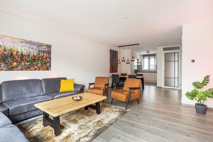 Photo 3 of Stuivingastraat 29