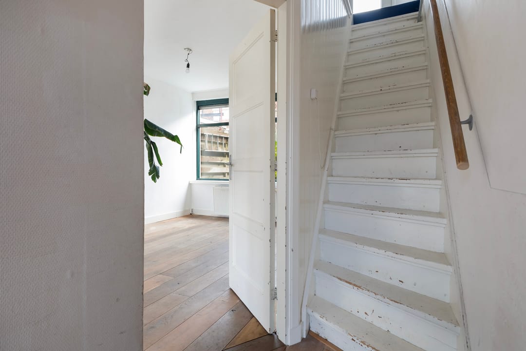 Photo 8 of Camperstraat 22