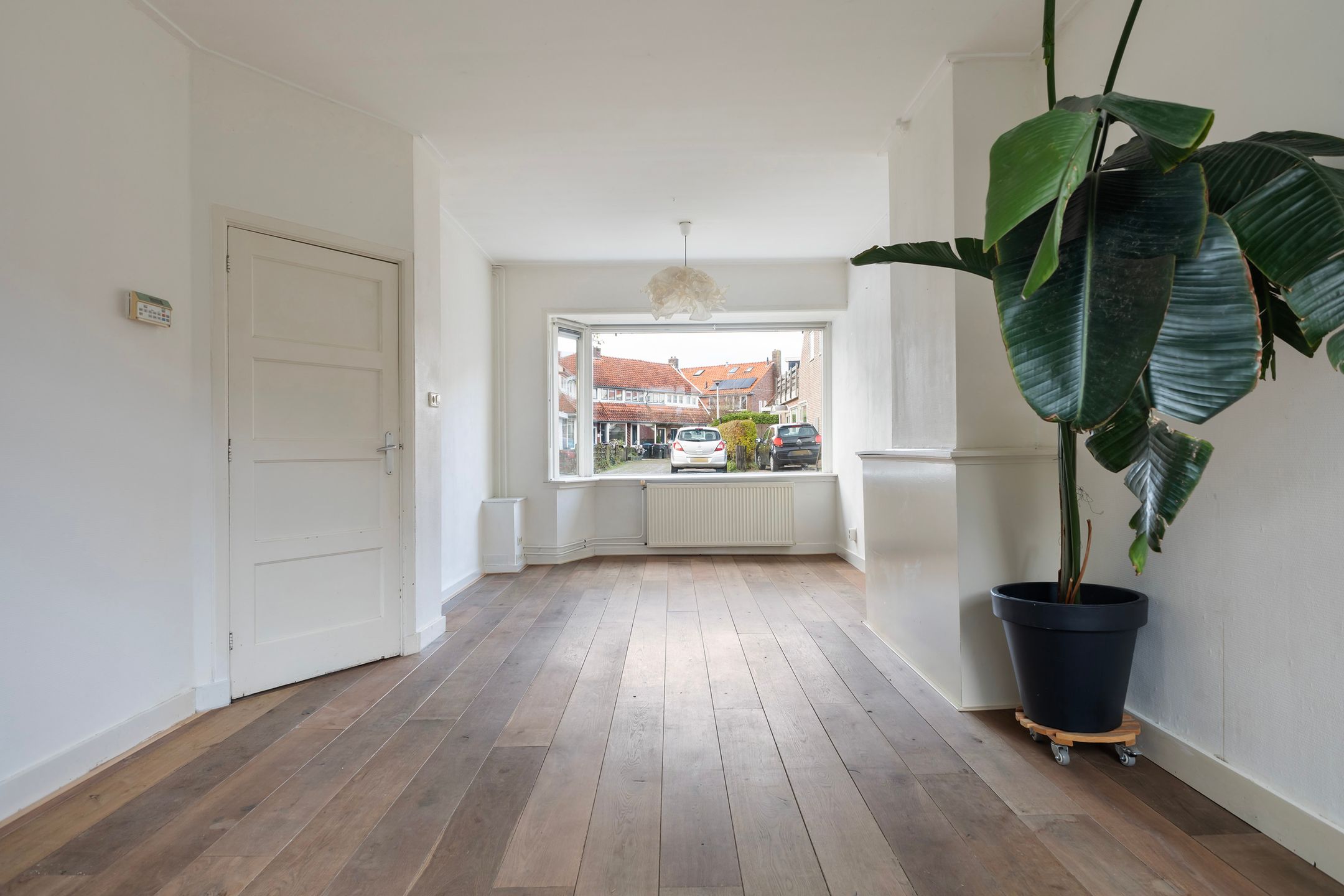Photo 9 of Camperstraat 22
