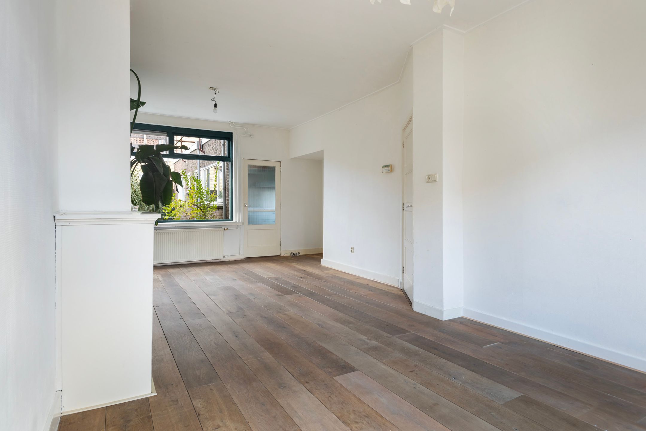 Photo 12 of Camperstraat 22