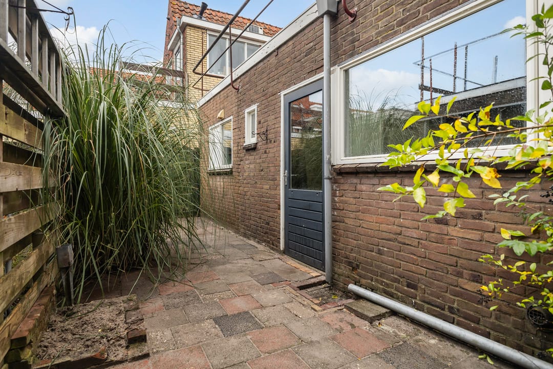 Photo 23 of Camperstraat 22