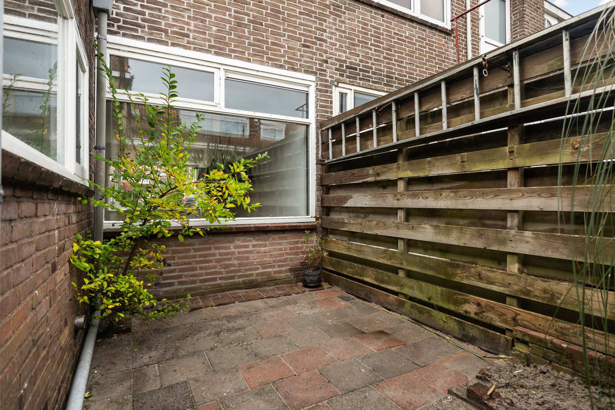 Photo 27 of Camperstraat 22