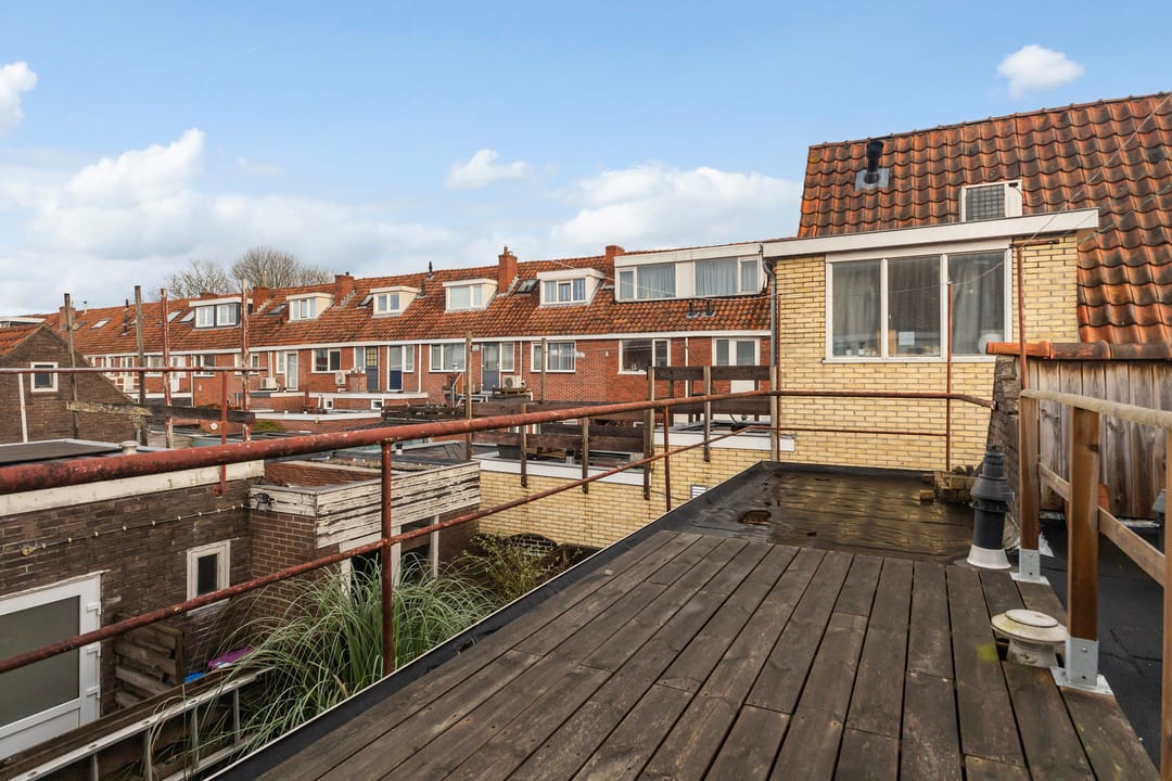 Photo 37 of Camperstraat 22