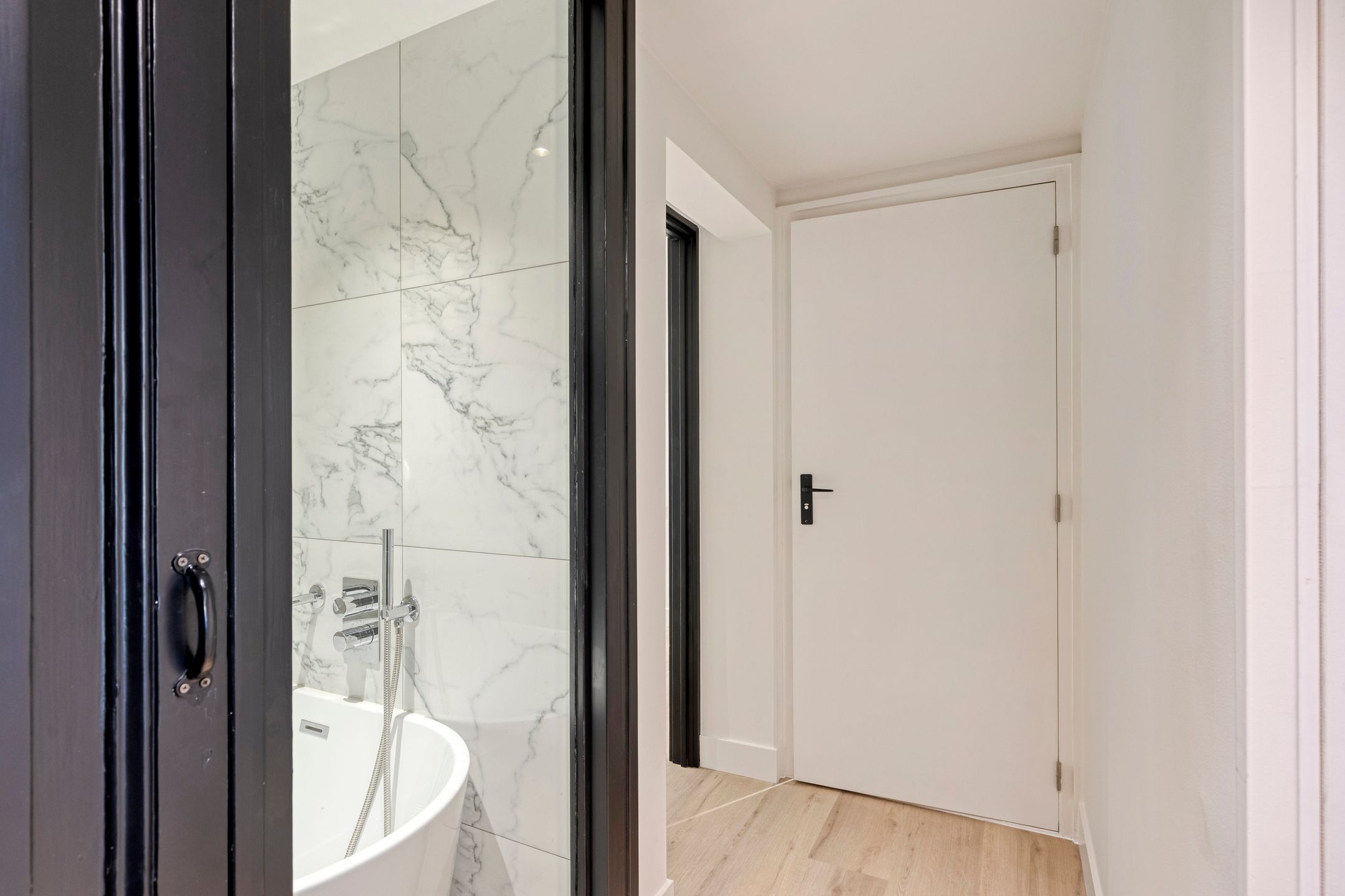 Foto 18 van Van Oldenbarneveldtstraat 11-D