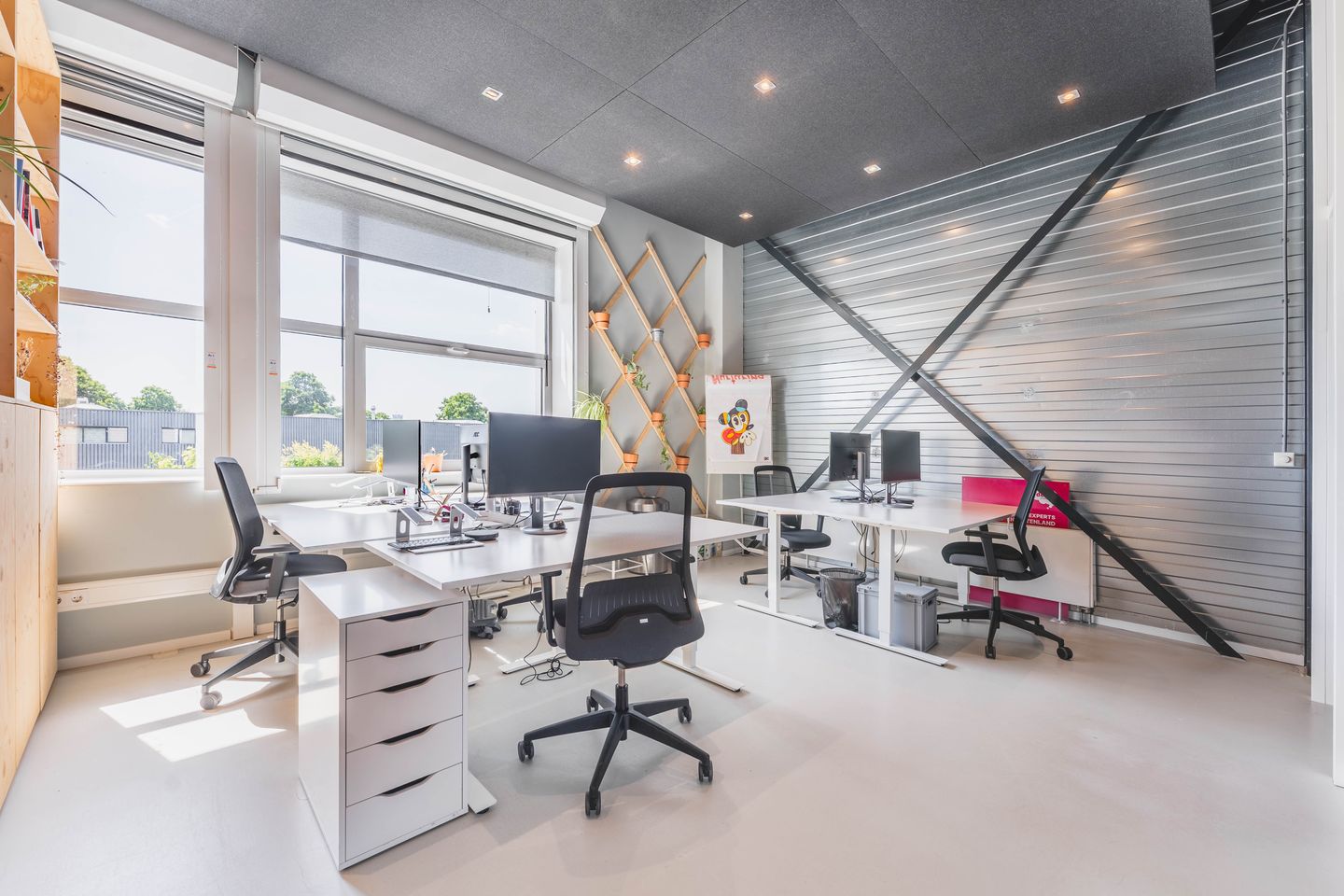 View photo 3 of Hoogoorddreef 73-B