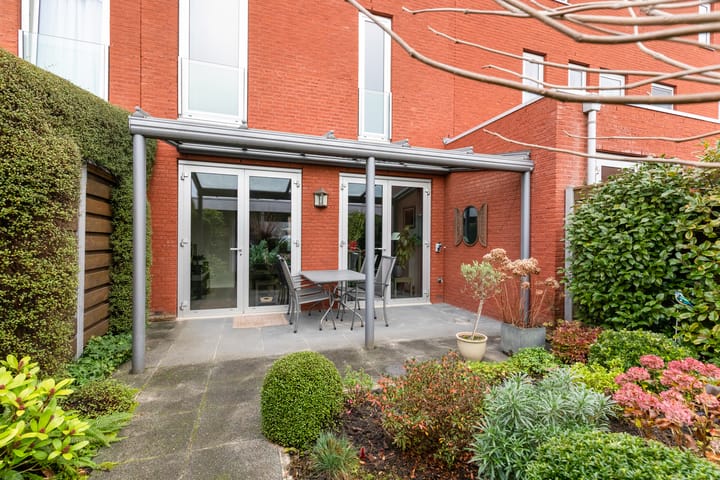 Foto 20 van Prins Clausstraat 11