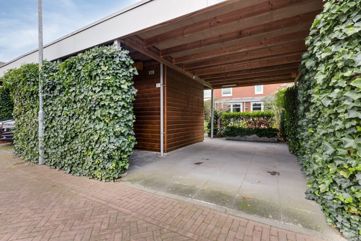 Foto 24 van Prins Clausstraat 11