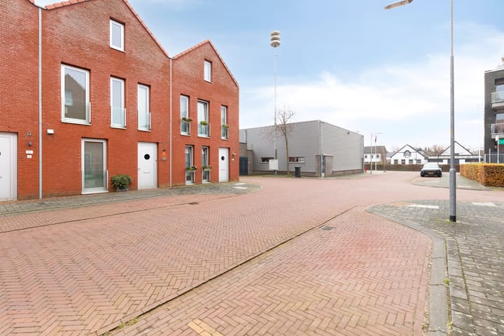 Foto 26 van Prins Clausstraat 11