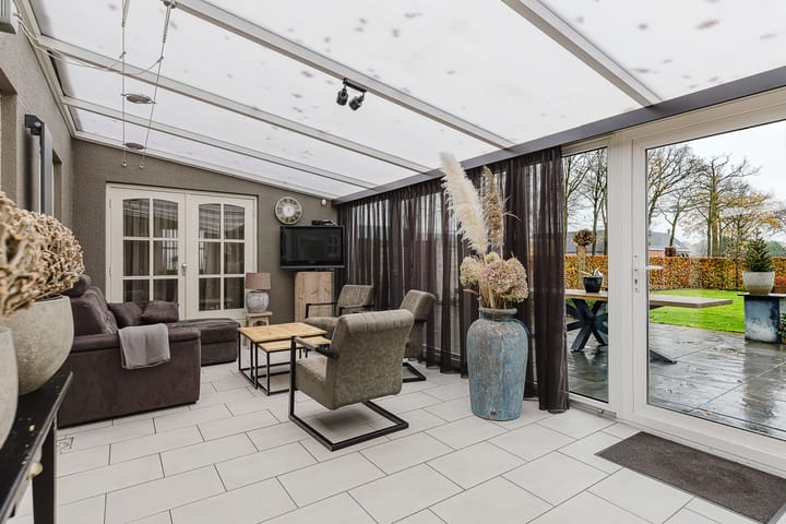 Foto 3 van Bredaseweg 27