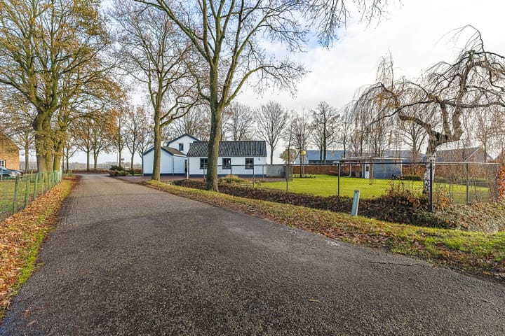 Foto 47 van Bredaseweg 27