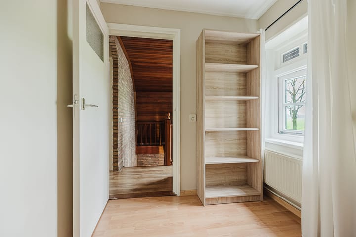 Foto 28 van Bredaseweg 27