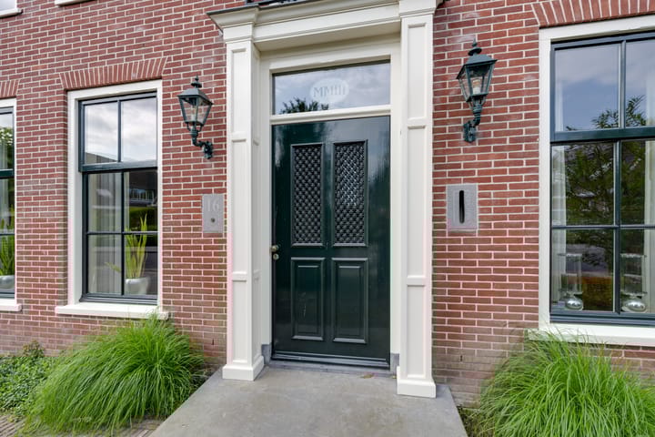 Photo 5 of Charlotte Ruysplantsoen 16