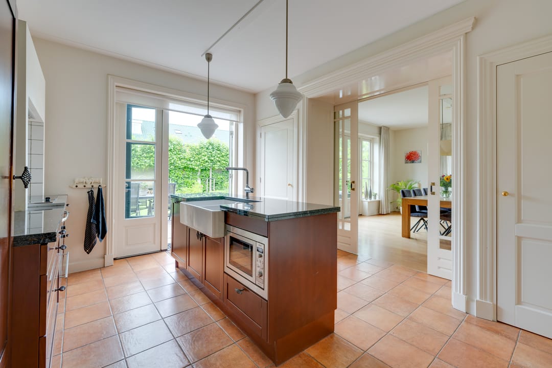 Foto 22 van Charlotte Ruysplantsoen 16