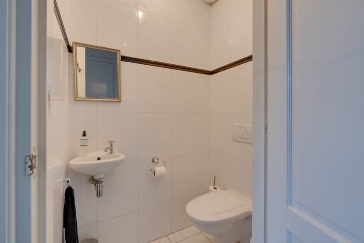 Photo 39 of Charlotte Ruysplantsoen 16