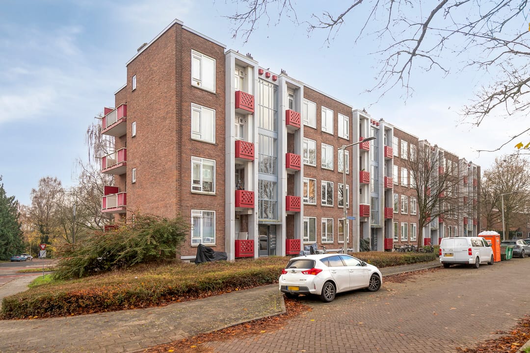 Foto 2 van Pastoor van de Loolaan 7-4