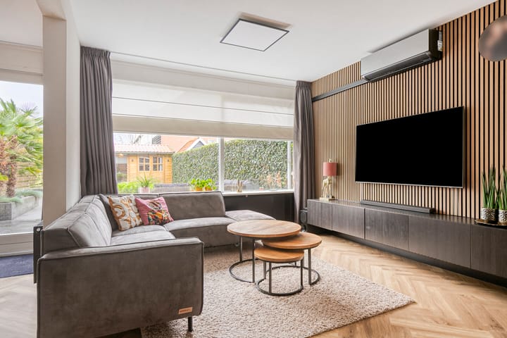 Photo 4 of Houtsnijdershorst 813