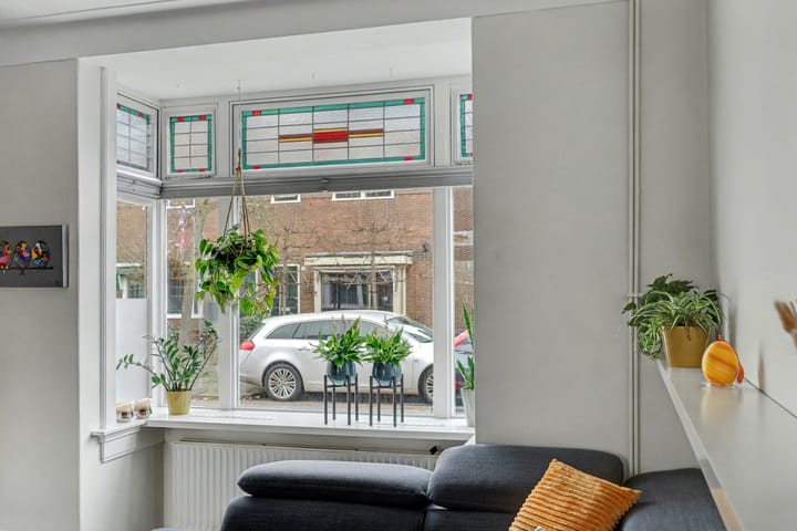 Photo 8 of Preangerstraat 35