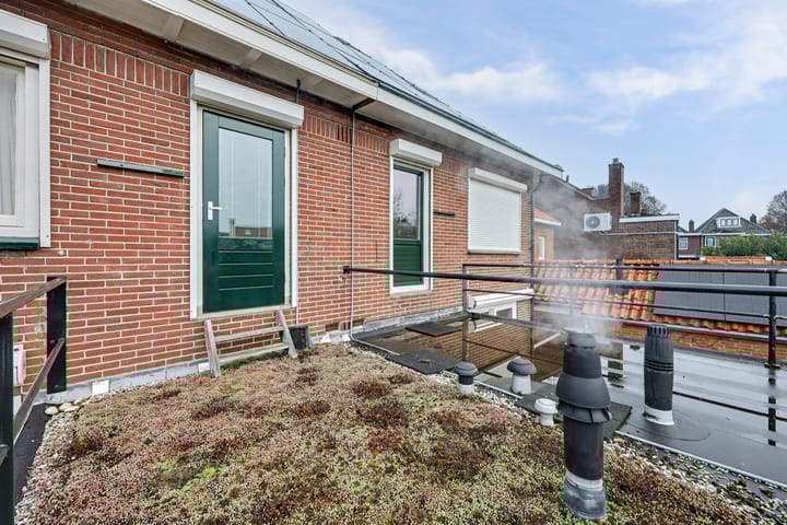 Photo 24 of Preangerstraat 35