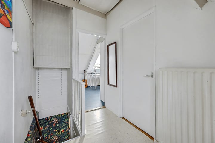 Photo 25 of Preangerstraat 35