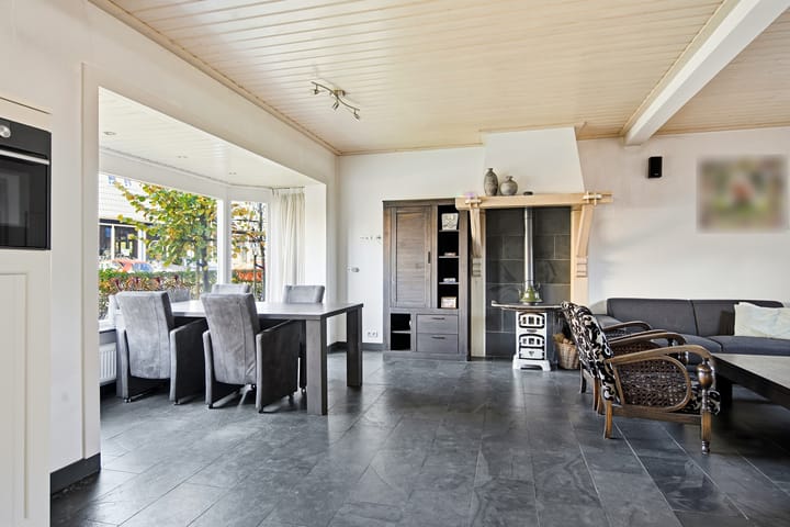 Photo 9 of Dorpsstraat 11