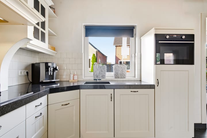 Photo 20 of Dorpsstraat 11