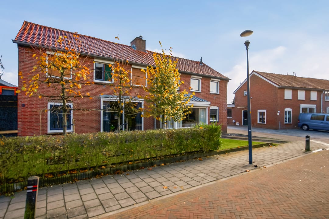 Photo 47 of Dorpsstraat 11