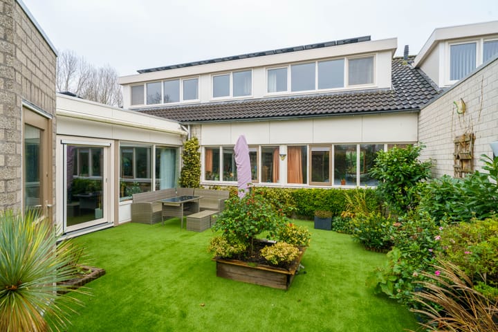 Foto 2 van E.F. van den Banweg 61