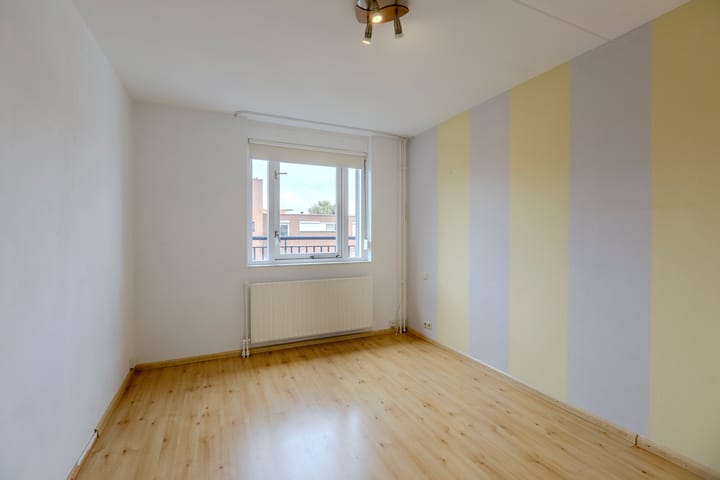 Foto 25 van Naardenstraat 6