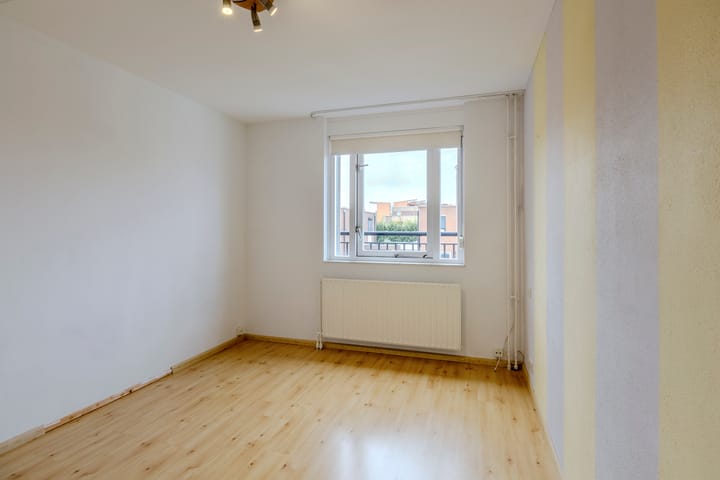 Foto 26 van Naardenstraat 6