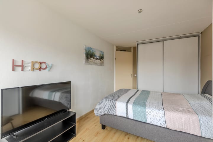 Foto 30 van Naardenstraat 6