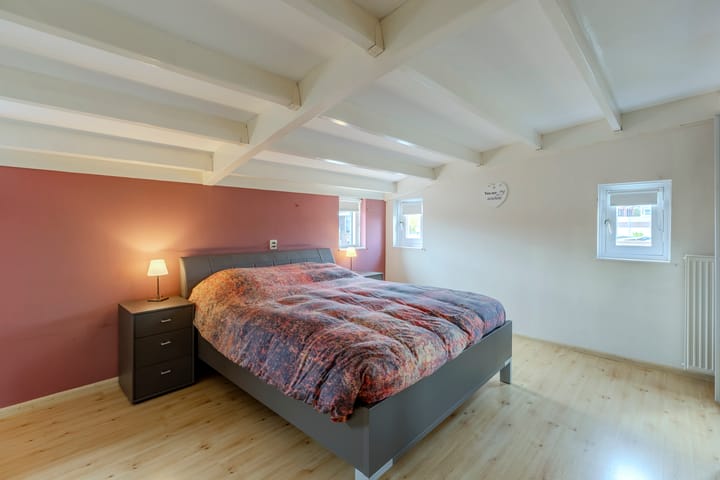 Foto 37 van Naardenstraat 6